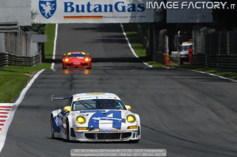 2007-06-24 Monza 529 Porsche 997 GT3 RS - FIA GT Championship.jpg